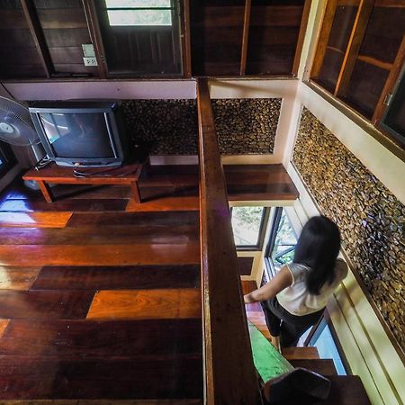 Ratmanee House Hotel Kanchanaburi City Exterior photo